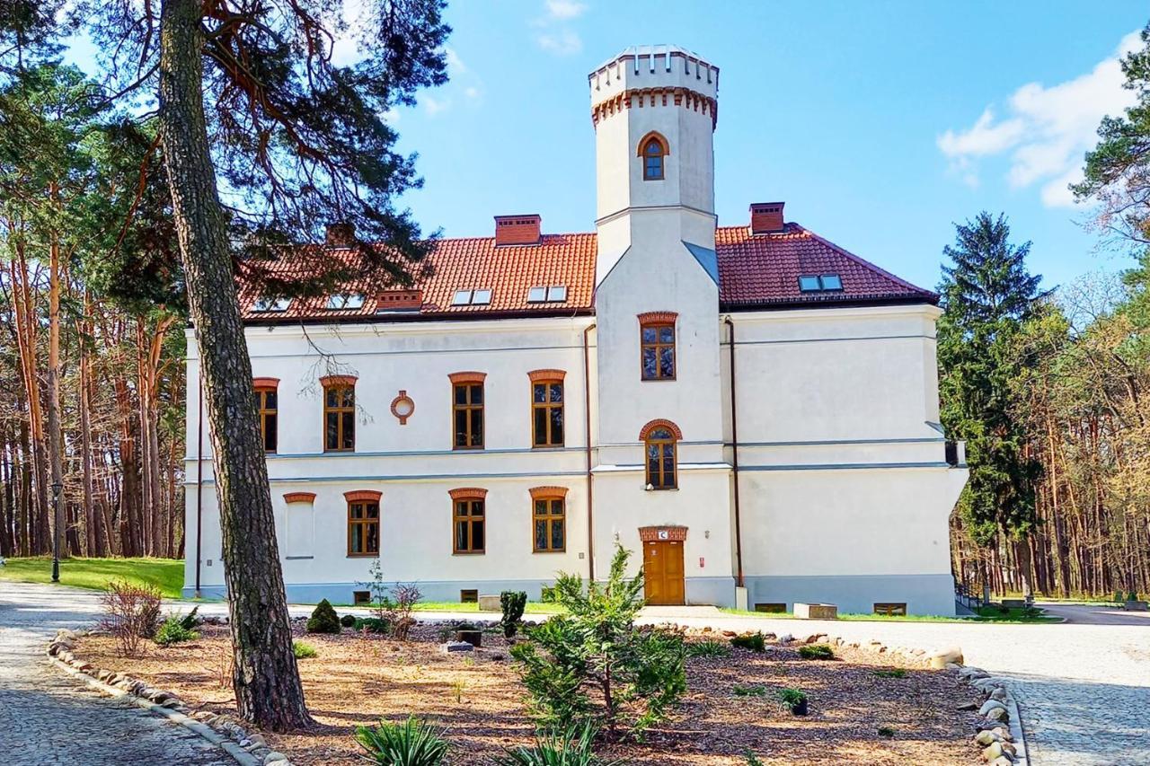 Hotel Dobry Zakatek Dom Rekolekcyjny à Konstancin-Jeziorna Extérieur photo