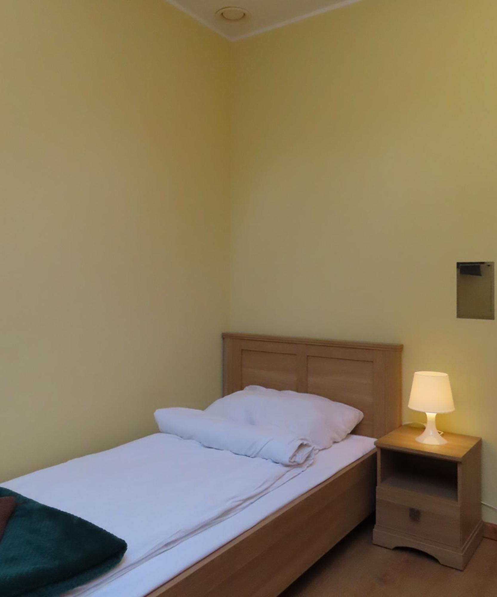 Hotel Dobry Zakatek Dom Rekolekcyjny à Konstancin-Jeziorna Extérieur photo