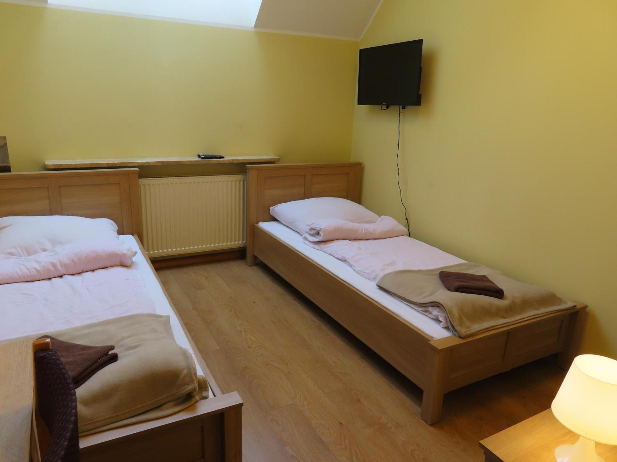 Hotel Dobry Zakatek Dom Rekolekcyjny à Konstancin-Jeziorna Extérieur photo