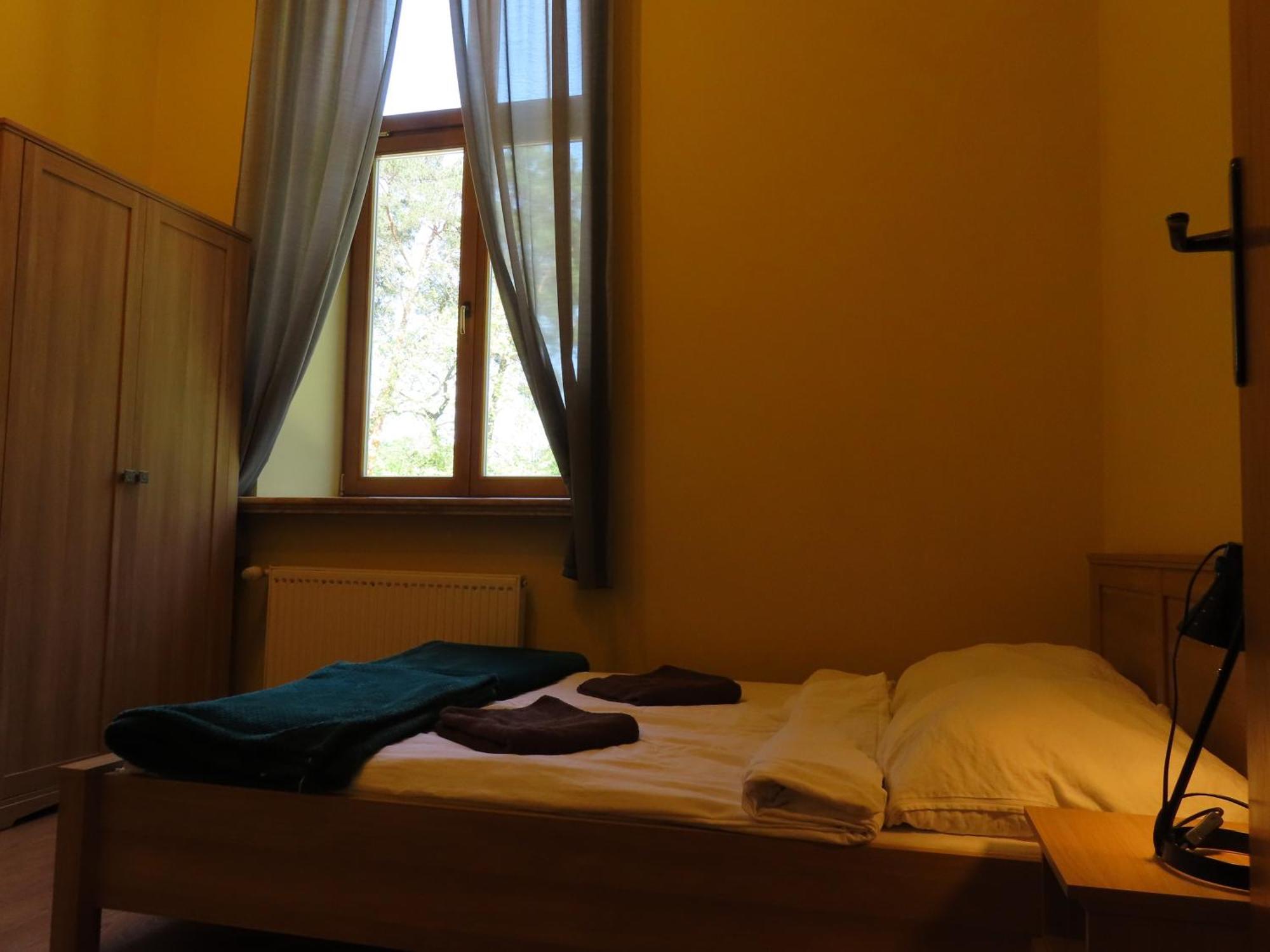 Hotel Dobry Zakatek Dom Rekolekcyjny à Konstancin-Jeziorna Extérieur photo