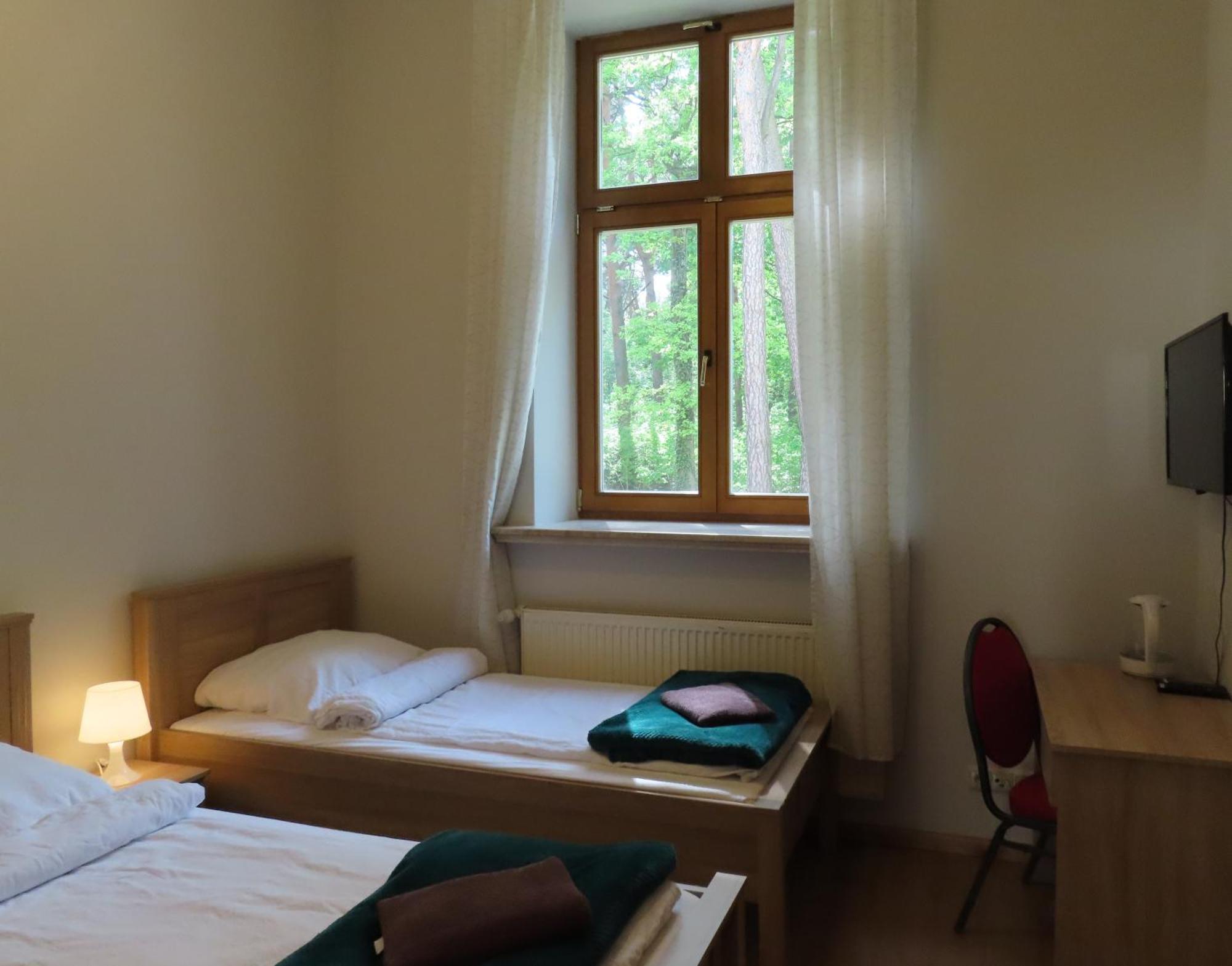 Hotel Dobry Zakatek Dom Rekolekcyjny à Konstancin-Jeziorna Extérieur photo