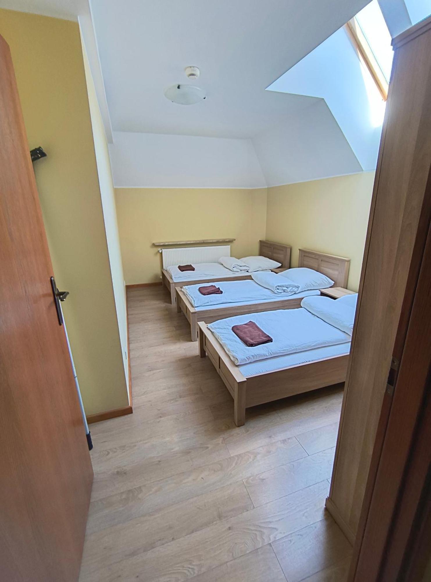 Hotel Dobry Zakatek Dom Rekolekcyjny à Konstancin-Jeziorna Extérieur photo